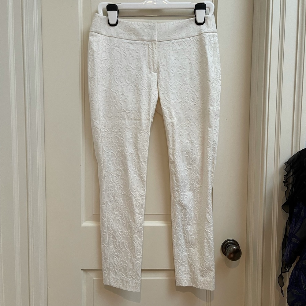 White pattern pants never worn